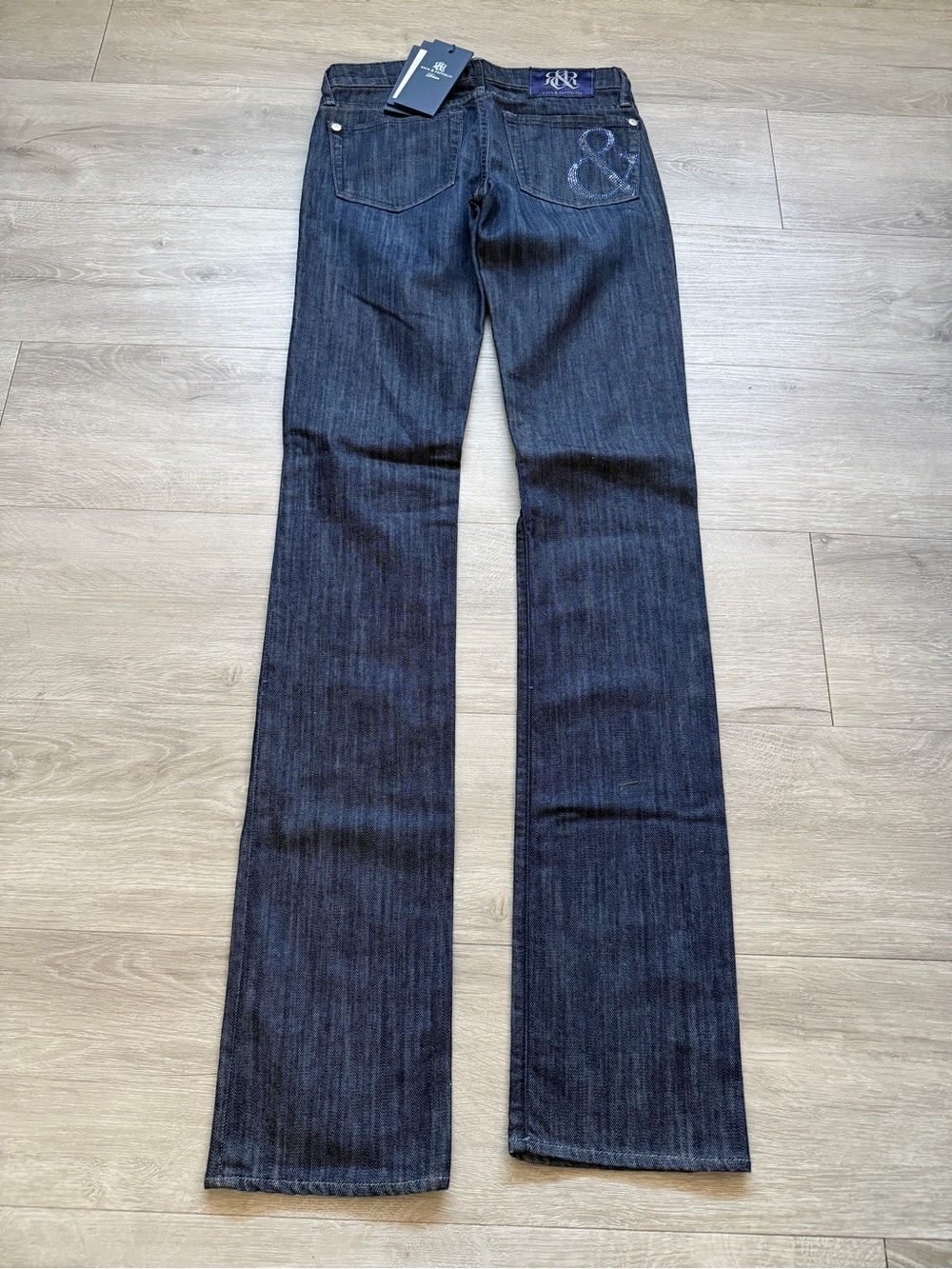 NWT rock & republic Stella cut 572 sz 25 low rise straight lust gratification